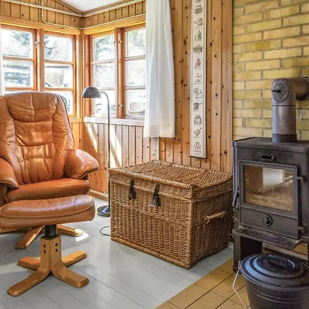 Vakantiehuis One-bedroom In Holbak *