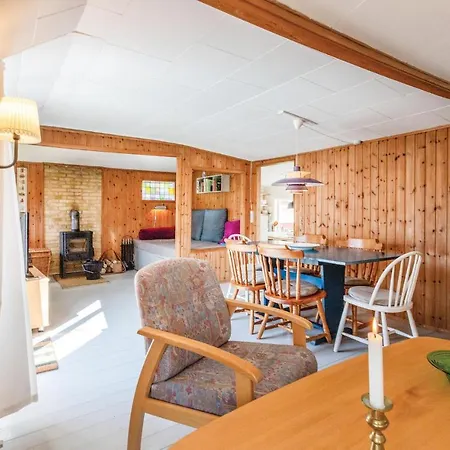 One-bedroom In Holbak *