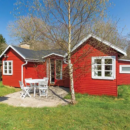 One-bedroom In Holbak *