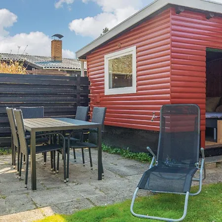 One-bedroom In Holbak *